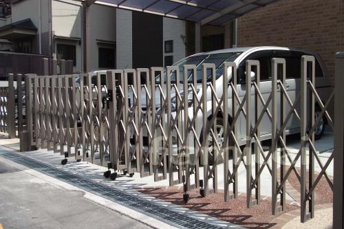 駐車場ゲート 伸縮門扉