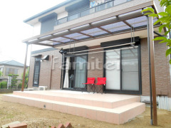 フル木製調テラス屋根 LIXILシュエット1階 タイルデッキ
