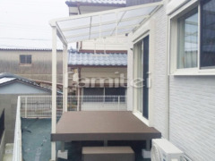 雨除け屋根 YKKソラリア1階 人工木材ウッドデッキ LIXIL樹ら楽ステージ