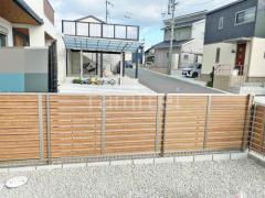 目隠しフェンス塀 玄関アプローチ階段手摺り