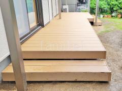 人工木材ウッドデッキ 雨除け屋根