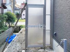ストックヤード 三協オイトック 波板タイプ1階