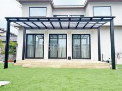 雨除け屋根 YKK独立式エフルージュFIRST大型テラス1階